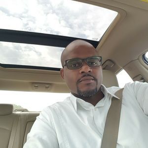 Meet your Posher, Devin